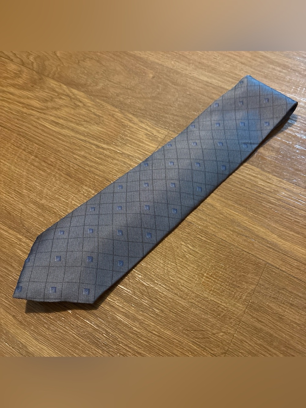 Van Heusen Silk Tie Made In USA Gray/Blue Geometric Pattern